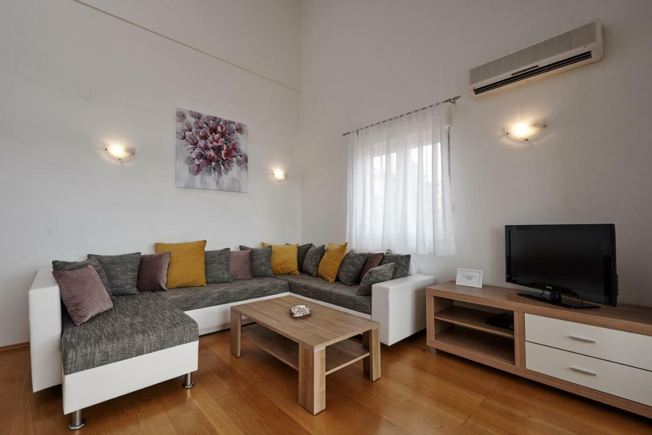 Buonocore Apartment Trogir Exterior photo